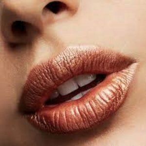MAC "BRONZE SHIMMER" Frost Lipstick NIB